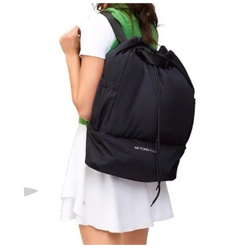 Beyond Yoga Convertible Gym Bagpack